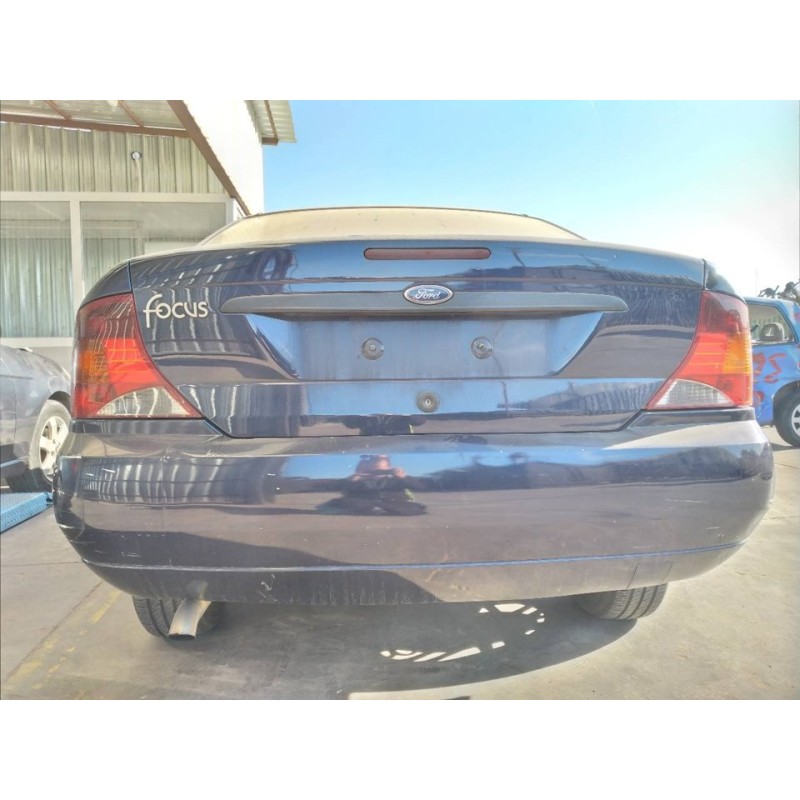 ford focus berlina (cak) del año 2001