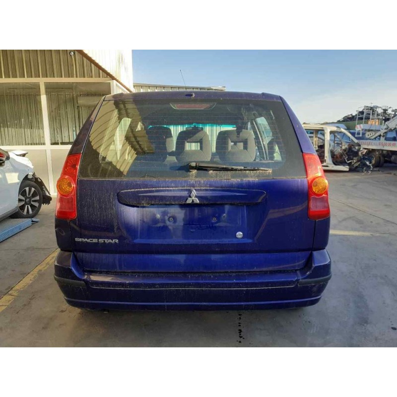 mitsubishi space star (dg0) del año 2003