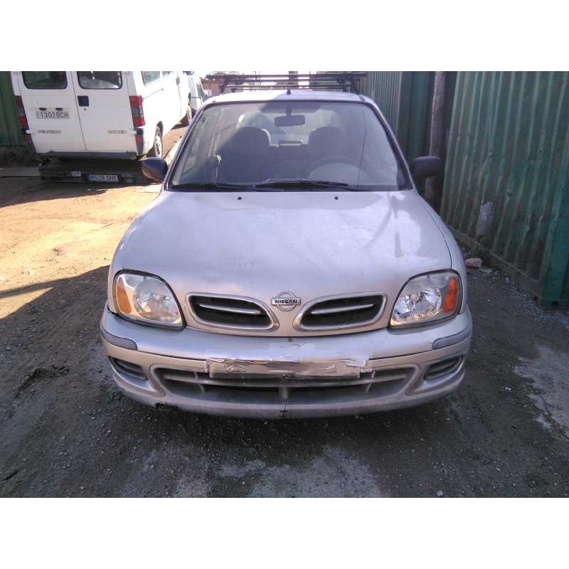 nissan micra (k11) del año 2001