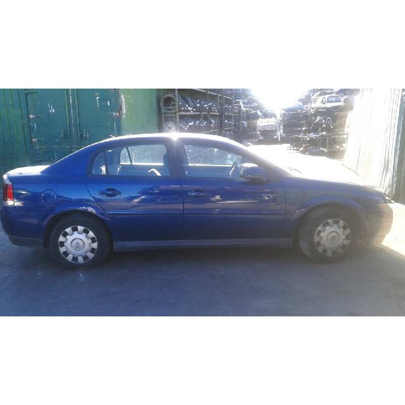 opel vectra c berlina del año 2004