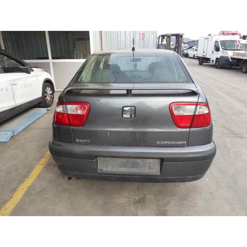 seat cordoba berlina (6k2) del año 2002