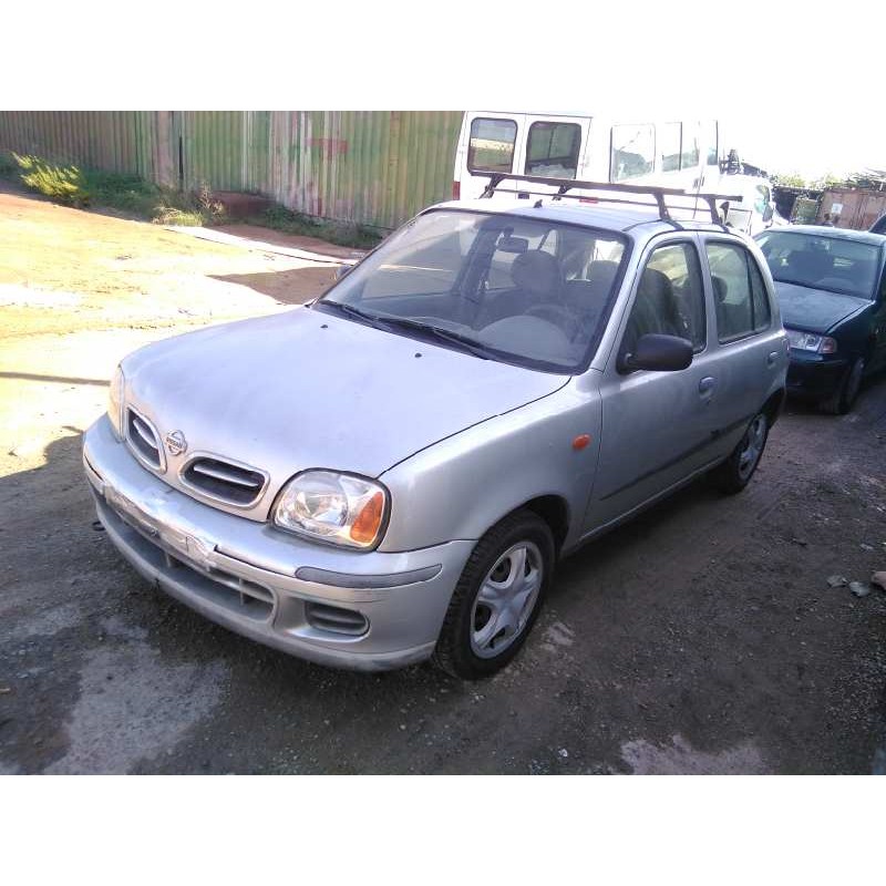 nissan micra (k11) del año 2001