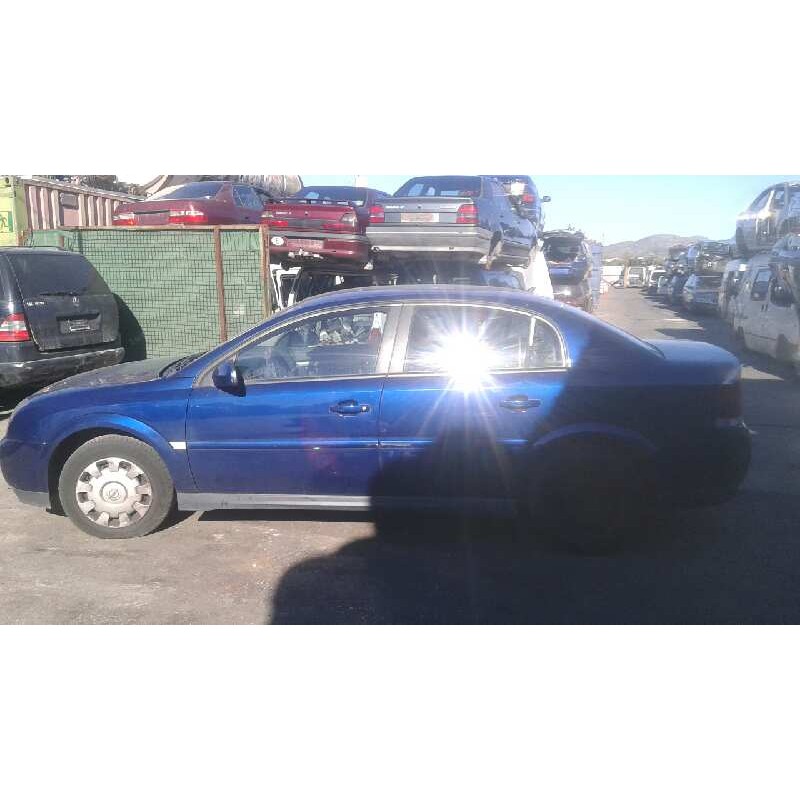 opel vectra c berlina del año 2004