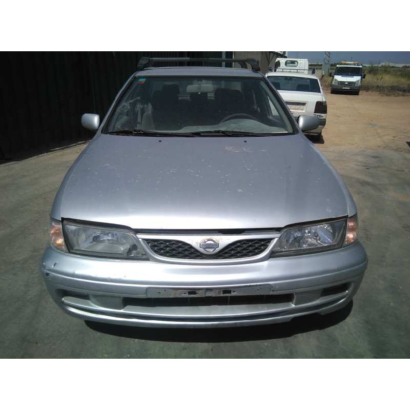 nissan almera (n15) del año 1999