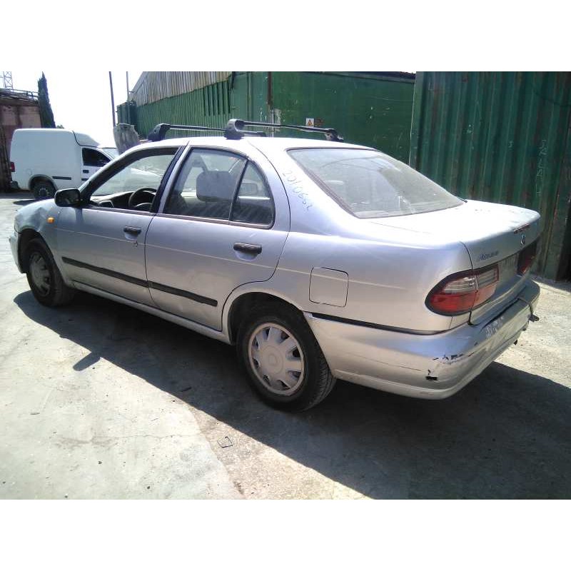 nissan almera (n15) del año 1999