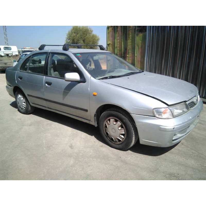nissan almera (n15) del año 1999