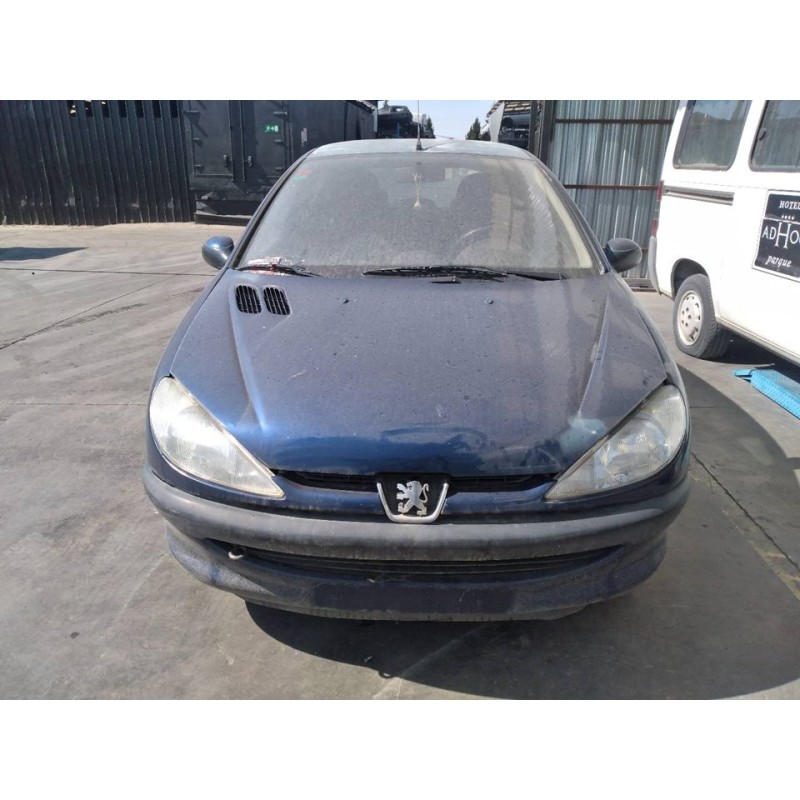 peugeot 206 berlina del año 2002