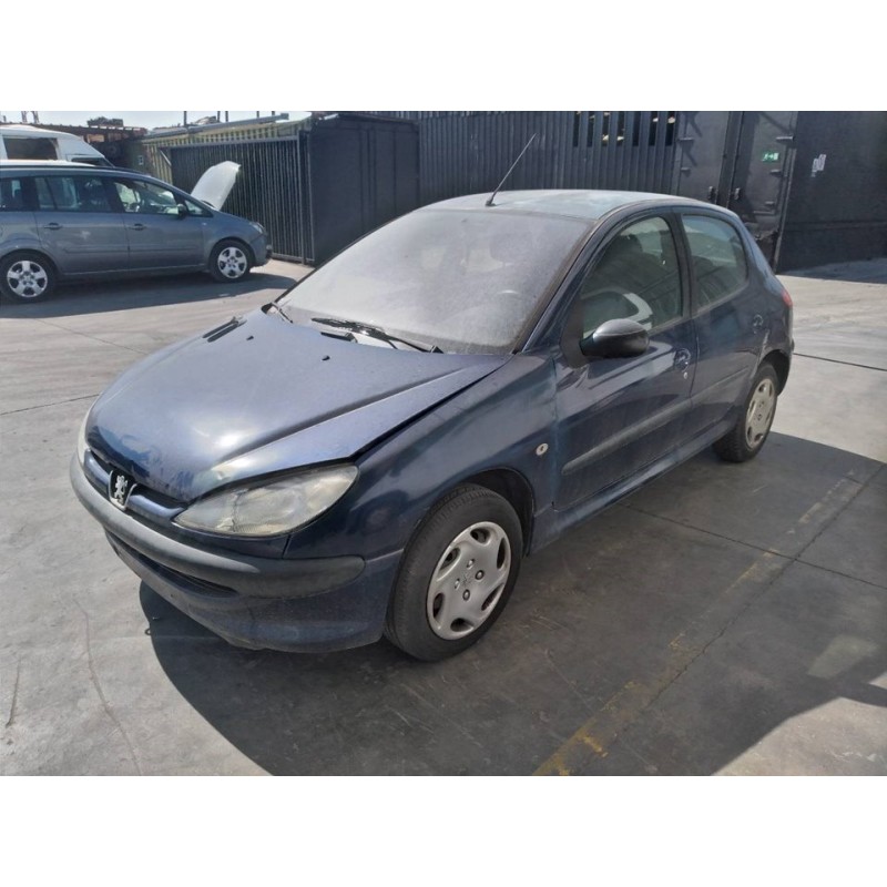 peugeot 206 berlina del año 2002