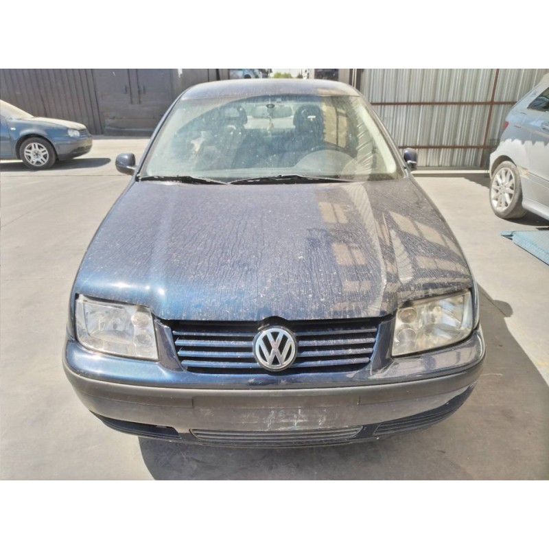 volkswagen bora berlina (1j2) del año 2001