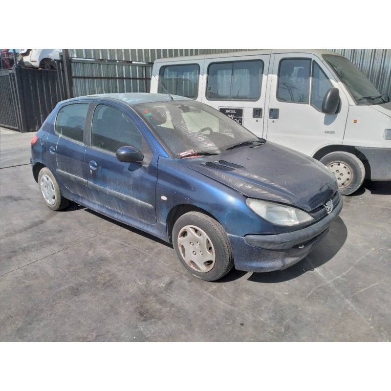 peugeot 206 berlina del año 2002