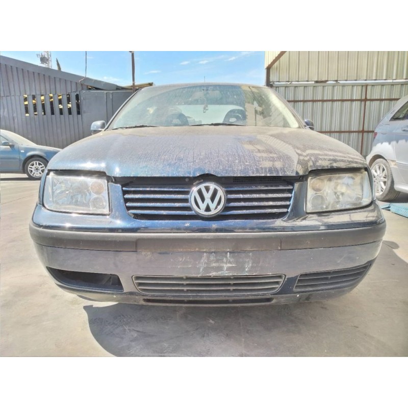 volkswagen bora berlina (1j2) del año 2001