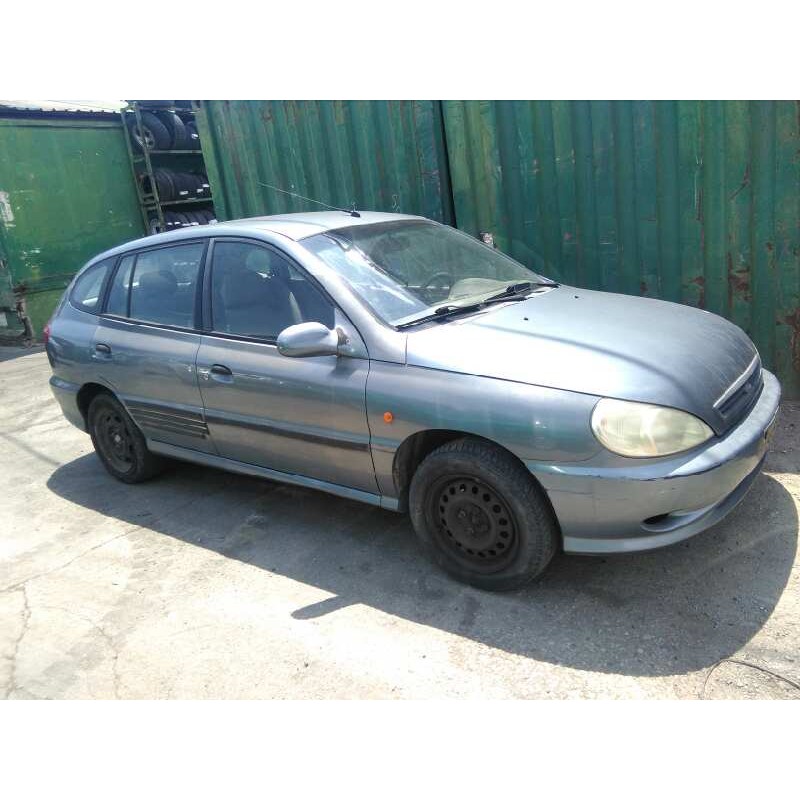 kia rio del año 2002