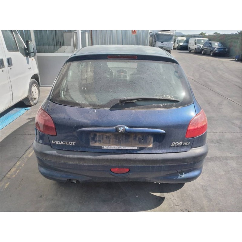 peugeot 206 berlina del año 2002