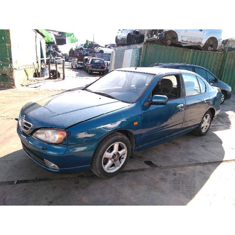 nissan primera berlina (p11) del año 2001