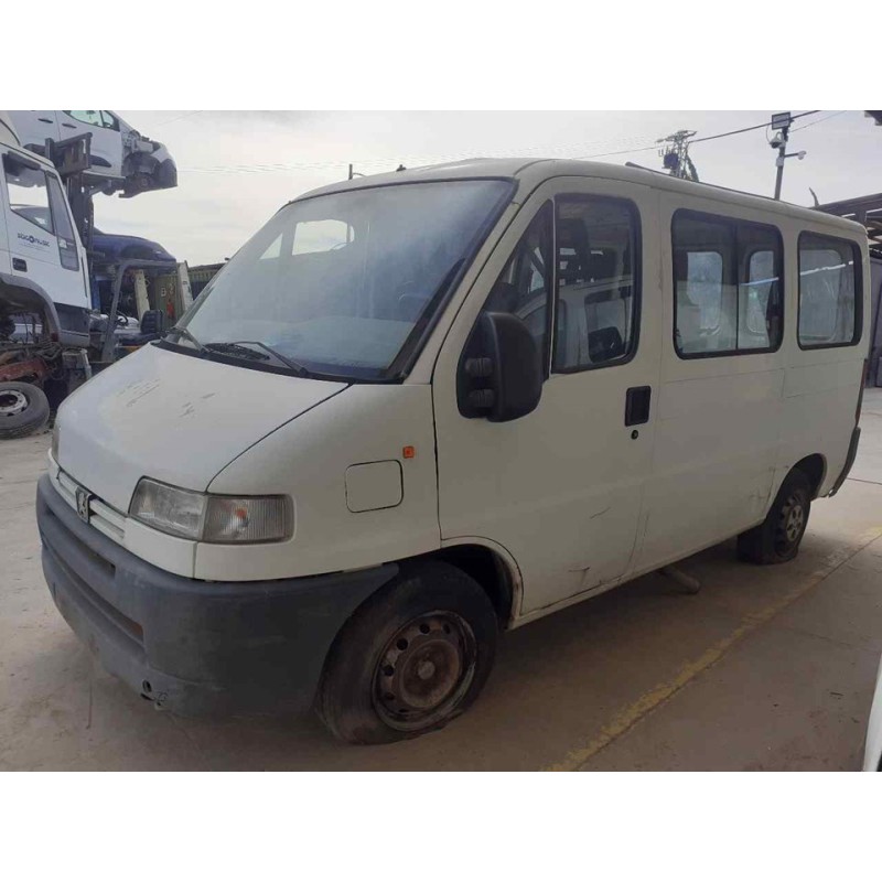 peugeot boxer caja cerr. acristalado (rs3200)(230)(´02) del año 2001