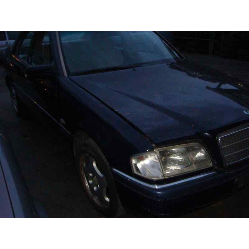 mercedes-benz clase c (w202) berlina del año 1993