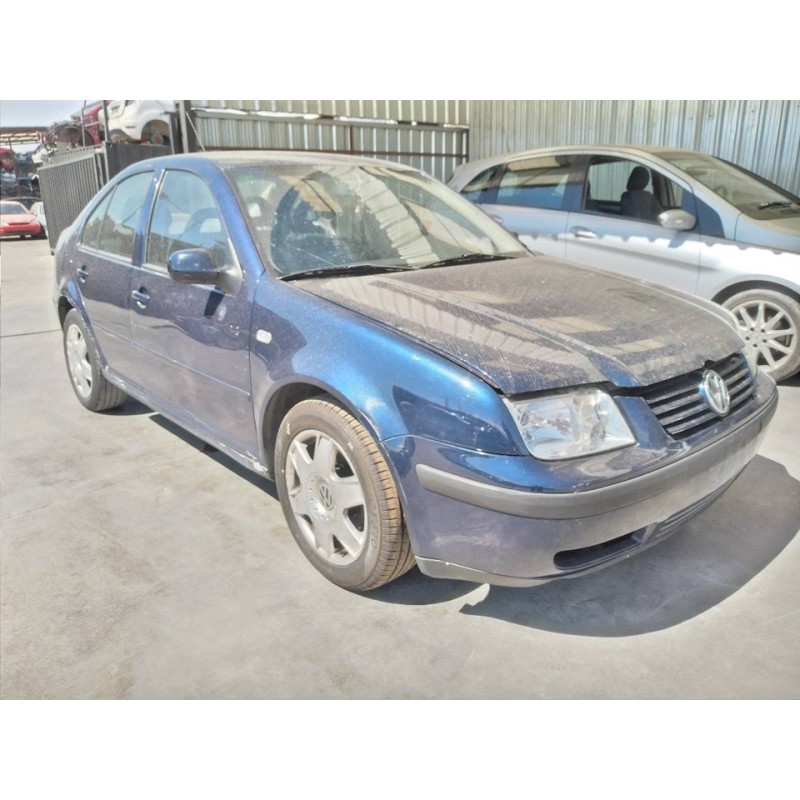 volkswagen bora berlina (1j2) del año 2001