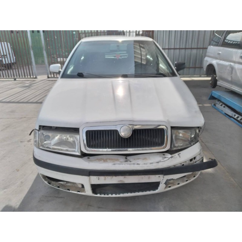 skoda octavia berlina (1u2) del año 2003