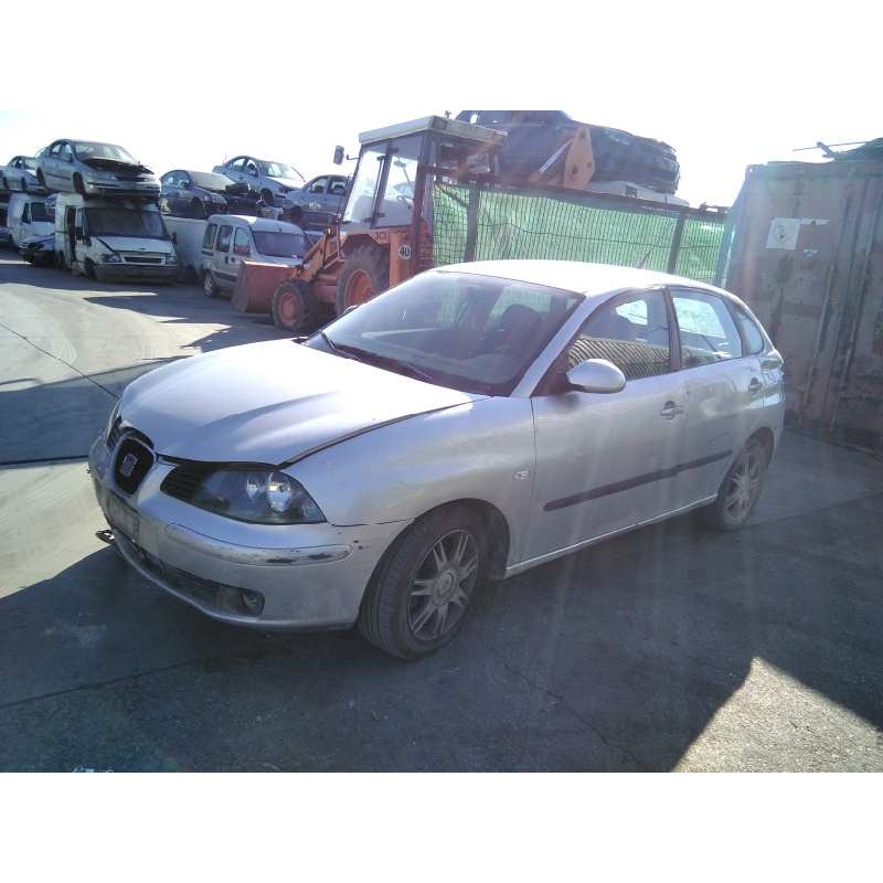 seat ibiza (6l1) del año 2003