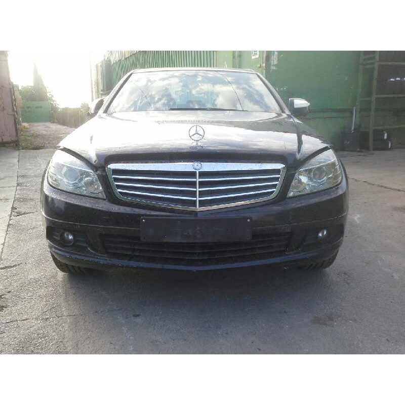 mercedes-benz clase c (w204) berlina del año 2007