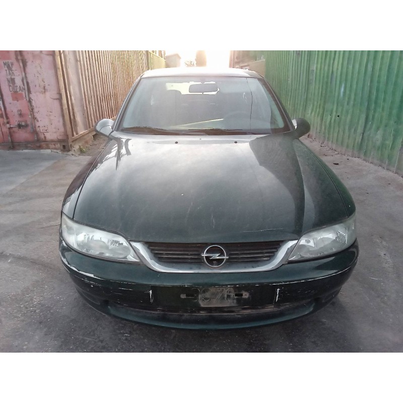 opel vectra b berlina del año 1999