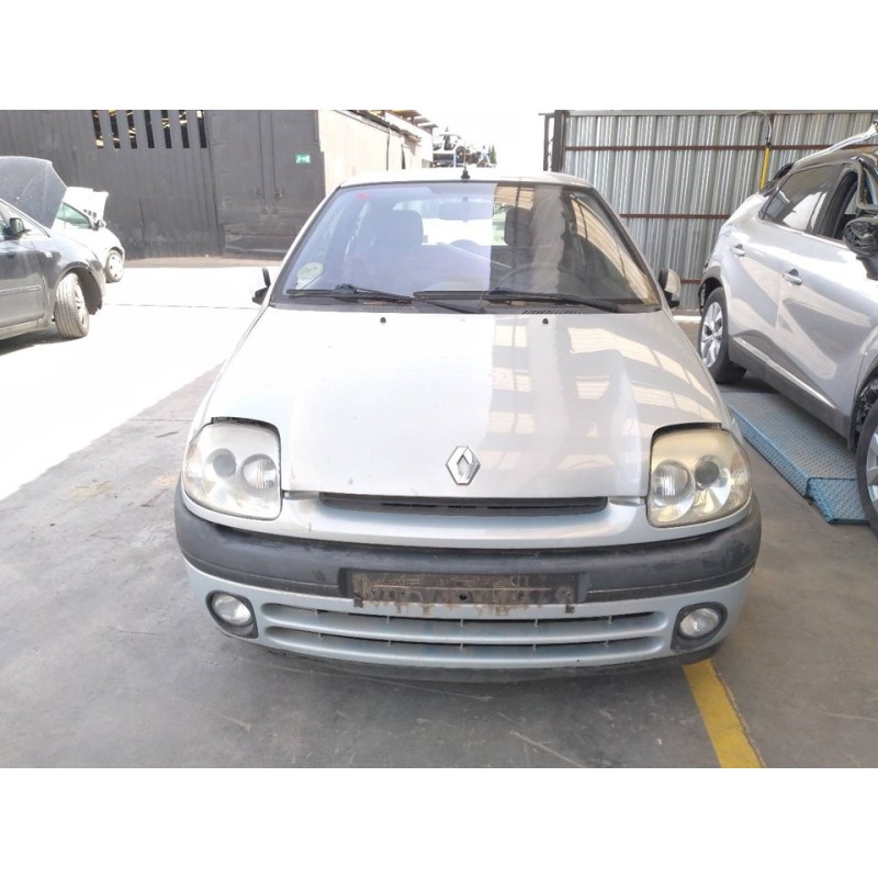 renault clio ii fase i (b/cbo) del año 2001