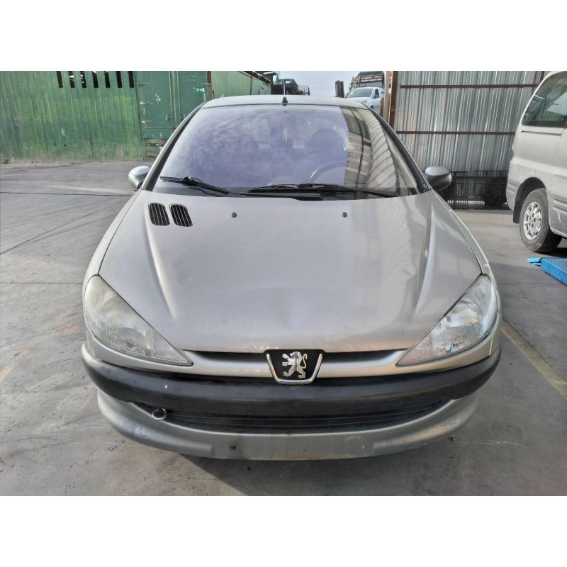 peugeot 206 berlina del año 2003