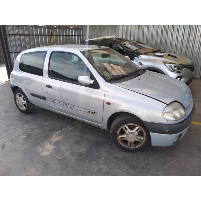 renault clio ii fase i (b/cbo) del año 2001