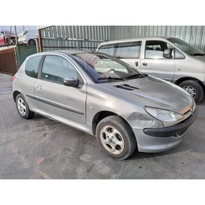 peugeot 206 berlina del año 2003