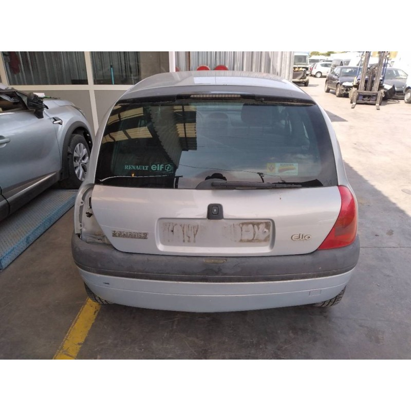 renault clio ii fase i (b/cbo) del año 2001