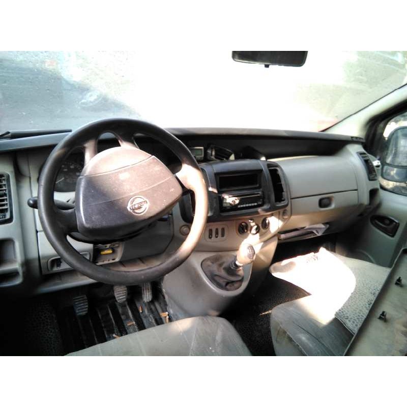 nissan primastar (x83) del año 2004