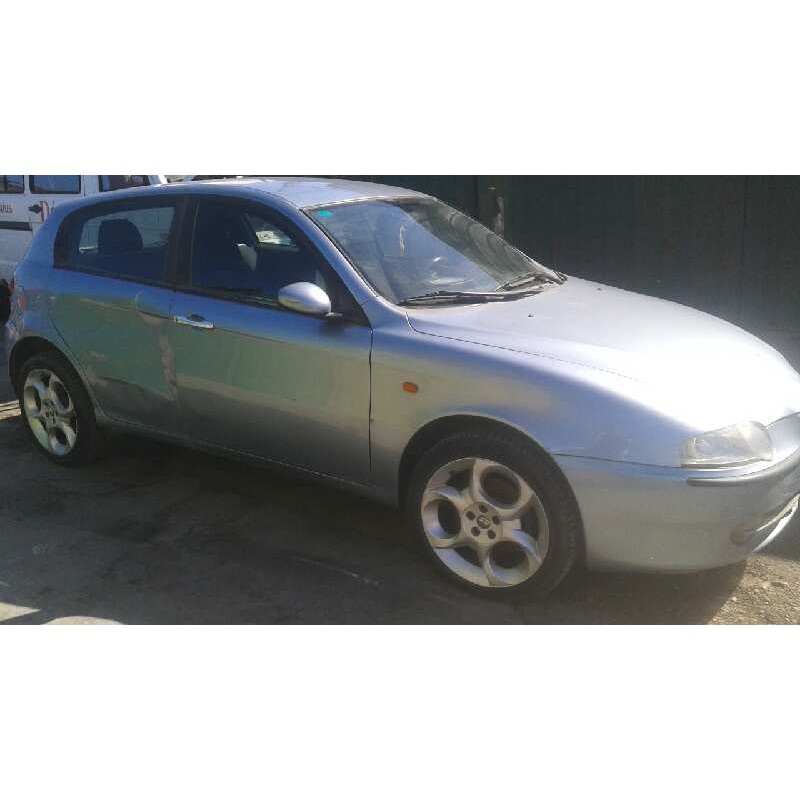 alfa romeo 147 (190) del año 2001