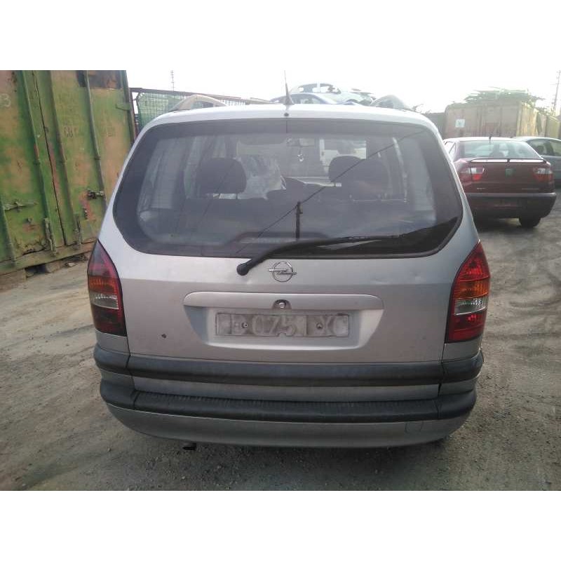 opel zafira a del año 2000