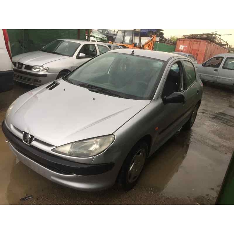 peugeot 206 berlina del año 1999