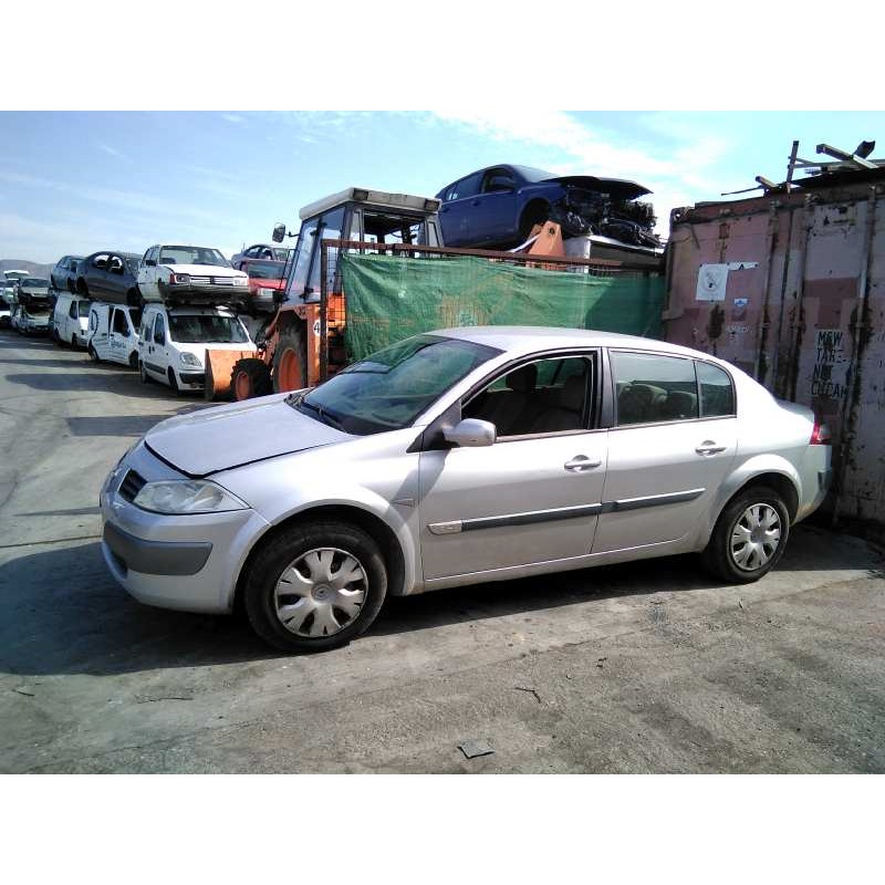 renault megane ii classic berlina del año 2006