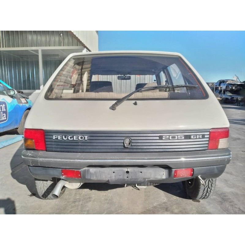 peugeot 205 berlina del año 1991