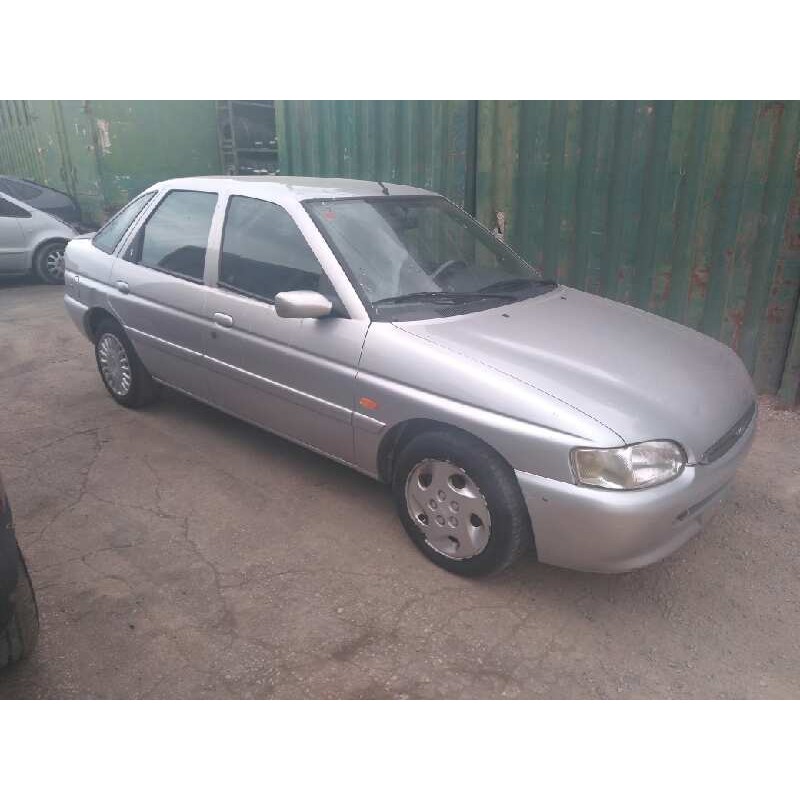 ford escort berl./turnier del año 1995