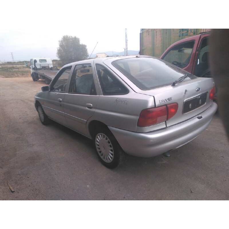 ford escort berl./turnier del año 1995