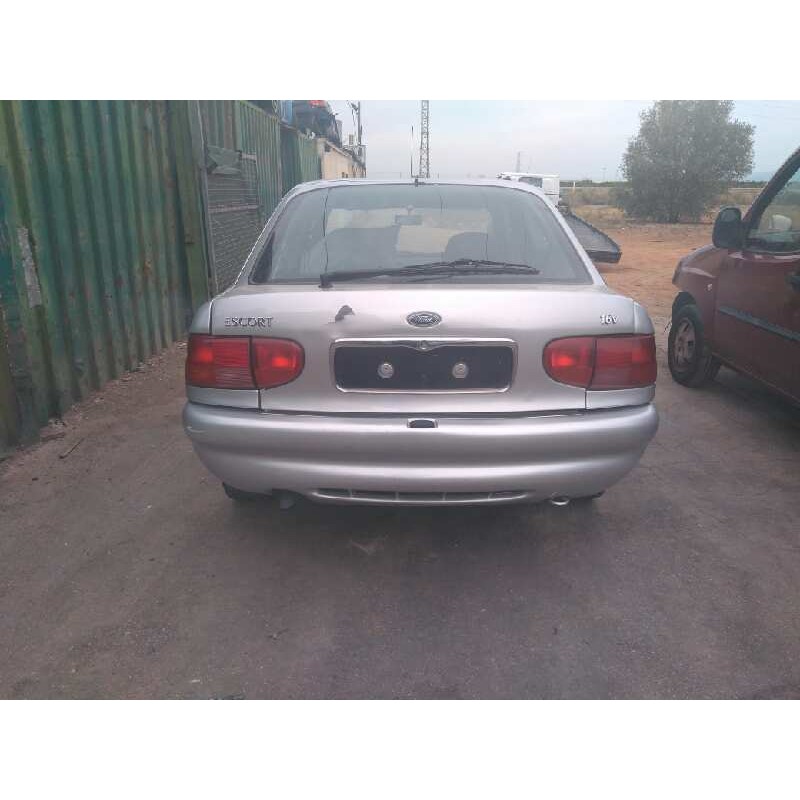 ford escort berl./turnier del año 1995