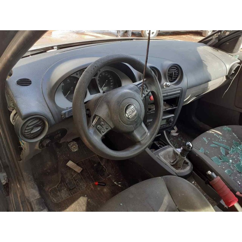 seat ibiza (6l1) del año 2006