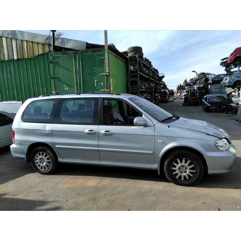 kia carnival ii del año 2002