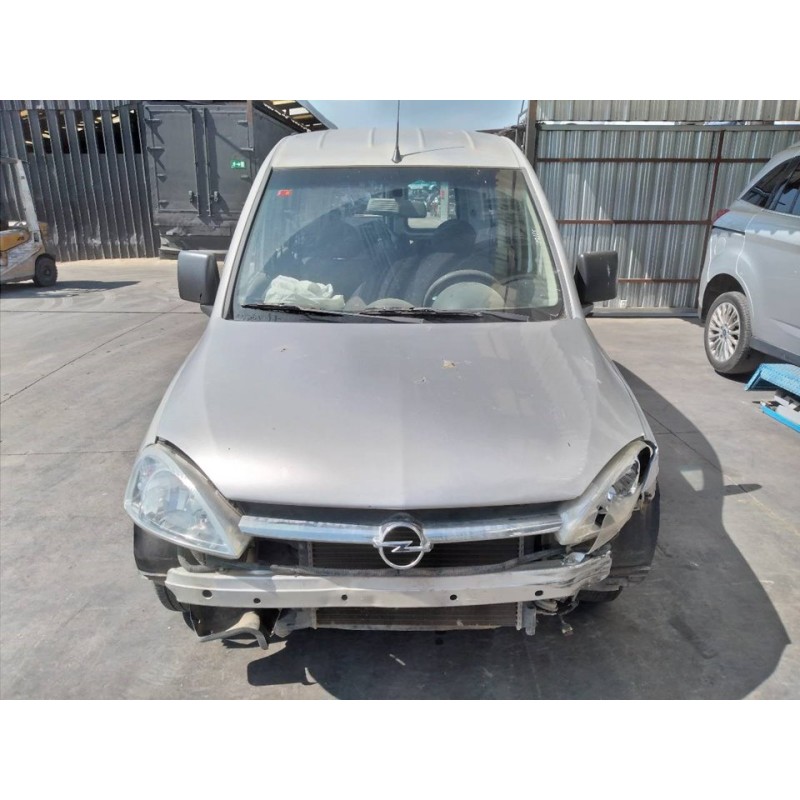 opel combo (corsa c) del año 2003