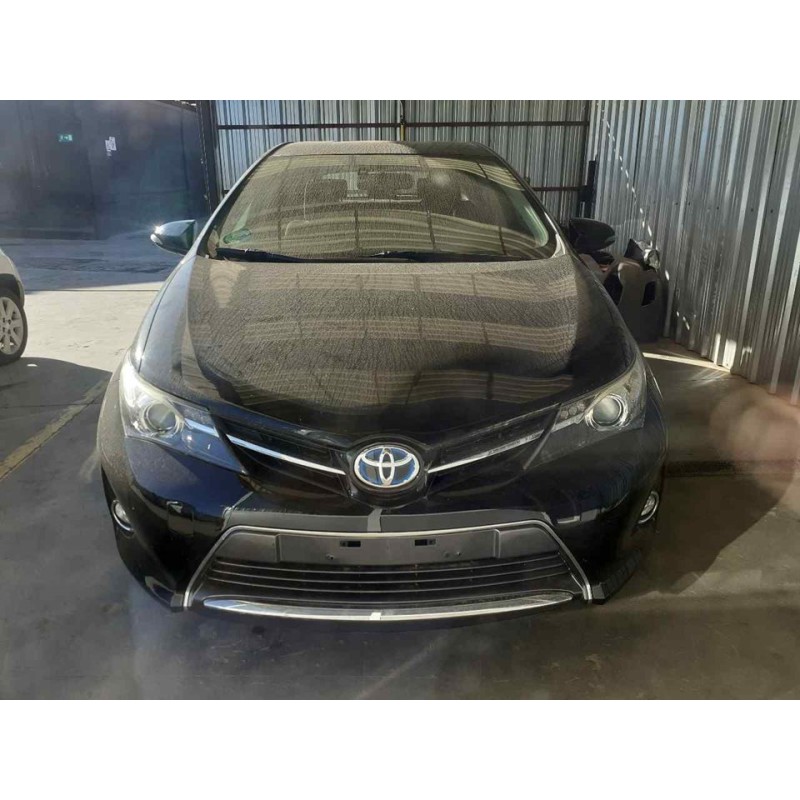 toyota auris del año 2013