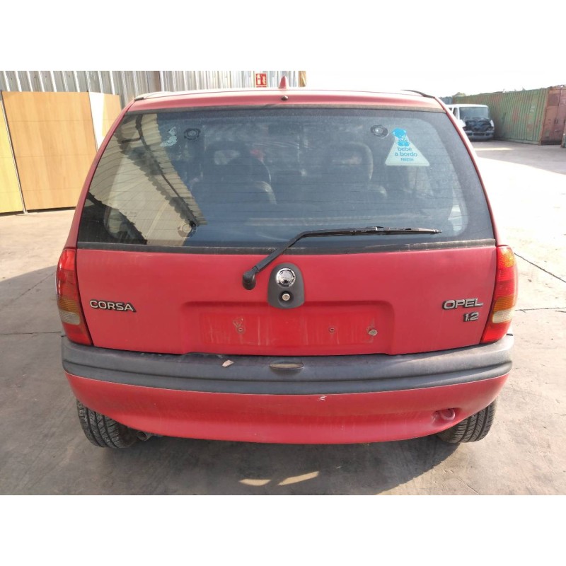 opel corsa b del año 1996