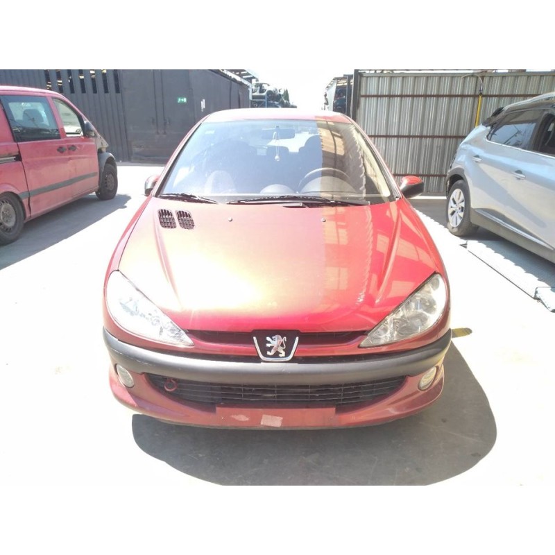 peugeot 206 berlina del año 2002