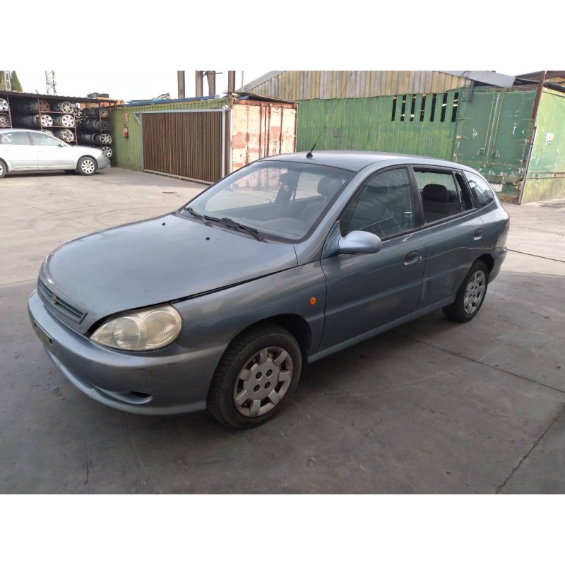 kia rio del año 2002