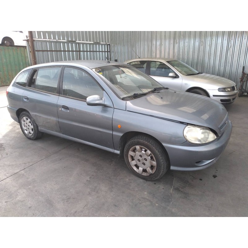 kia rio del año 2002