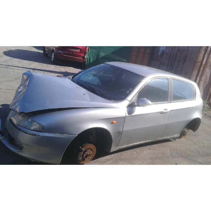 alfa romeo 147 (190) del año 2001