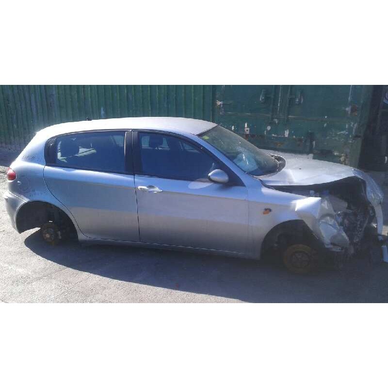 alfa romeo 147 (190) del año 2001