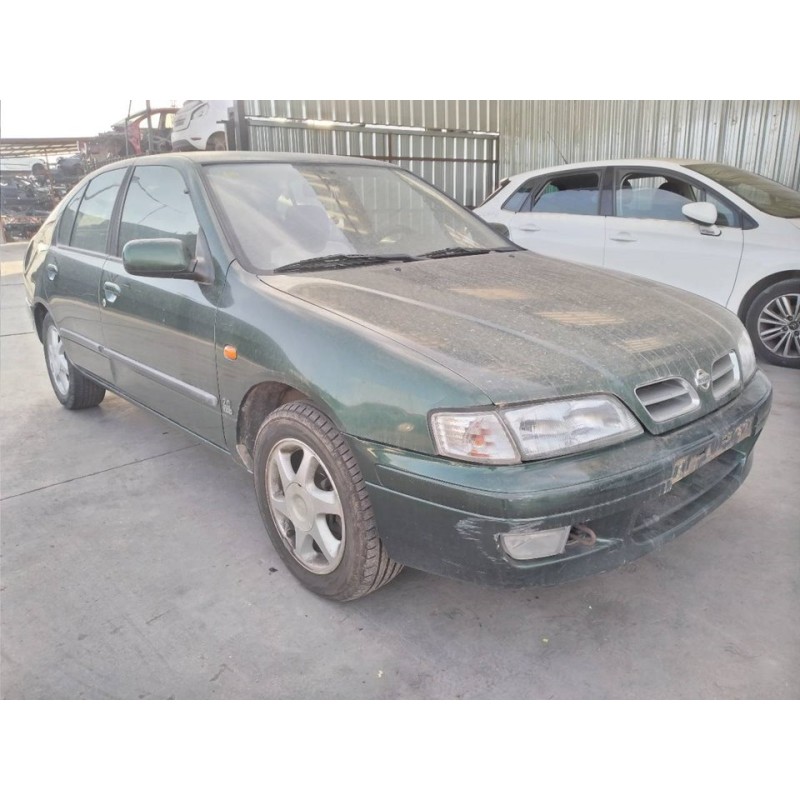 nissan primera berlina (p11) del año 1998